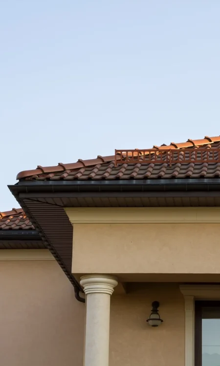 close-up-of-spacious-brown-shingle-roof-2026-01-06-09-59-53-utc